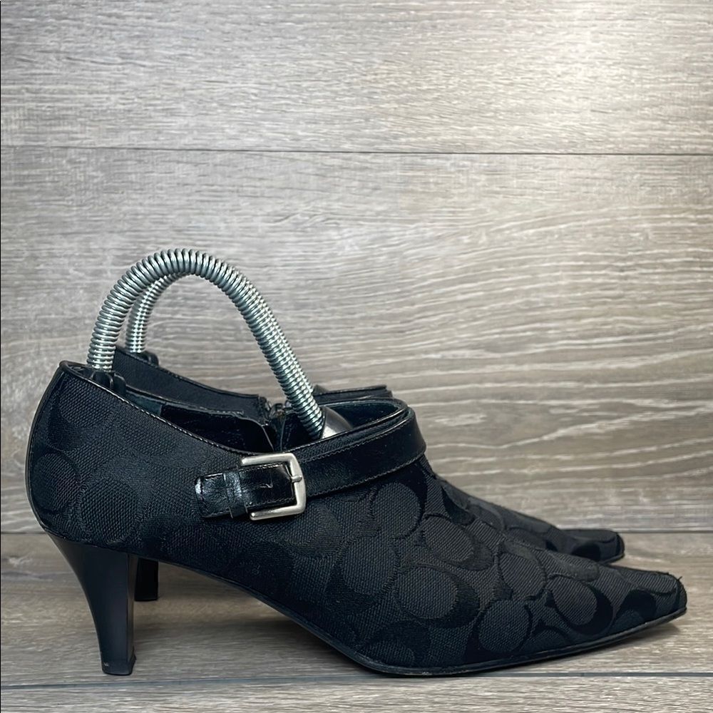 Coach Abby Y2K Black Leather Canvas “C”Monogram Women’s Sz 7.5B Zip Kitten Heels